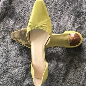 Crossing pointe shoes lime green
